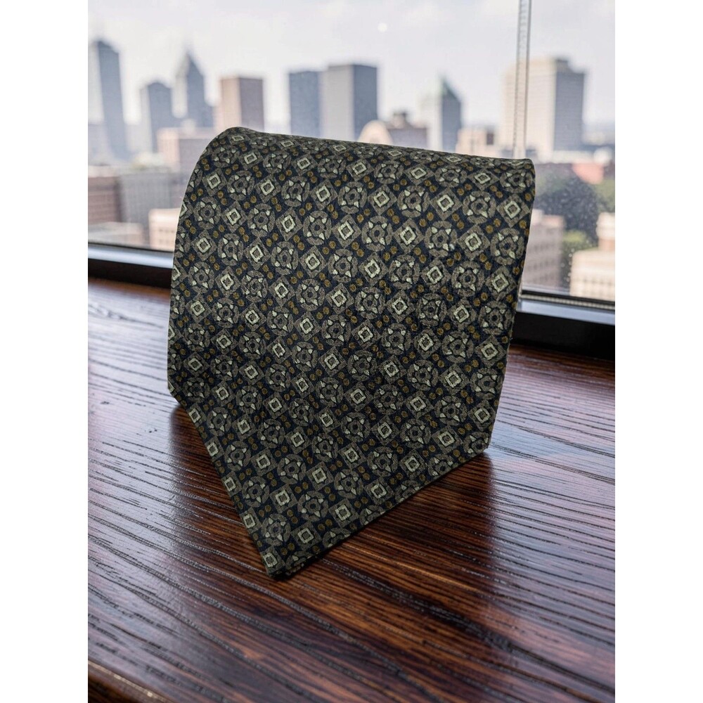 Coach Men’s 100% Italian Silk Tie Black Gray Brown Geometric Handmade Italy